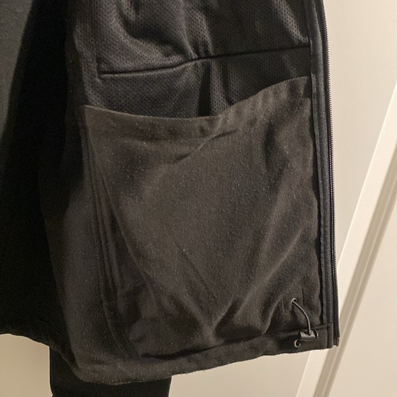 Men’s Light Jacket - Picture 4 of 4